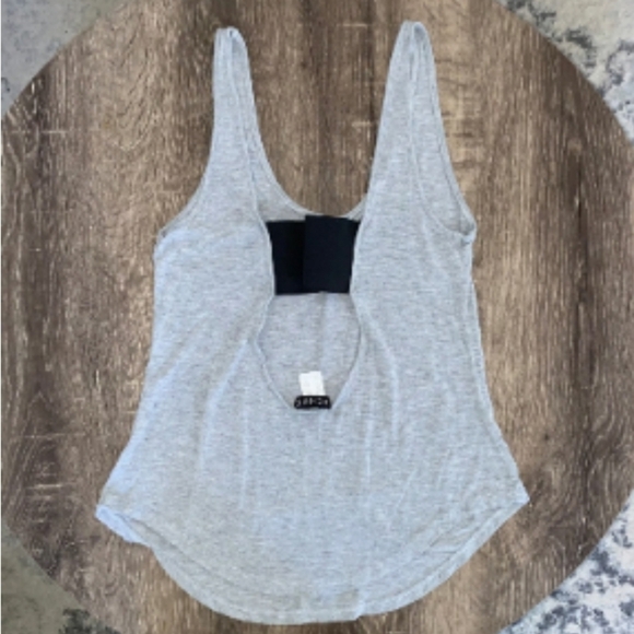 Venus Flowy Loose Fit Backless Gray Tank w/Black Elastic Band - Picture 11 of 14